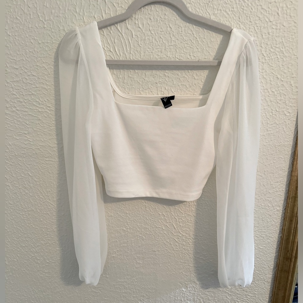 Cropped, mesh long sleeve top